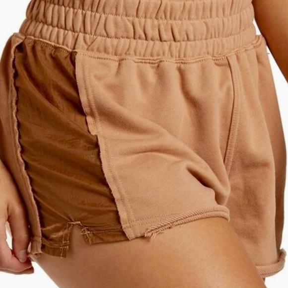 Free People Movement HalfwayThere shorts navy blue medium - Picture 2 of 6